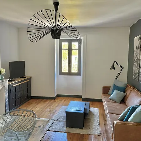 Trois Cles 3 - 2 Bed Apartment *